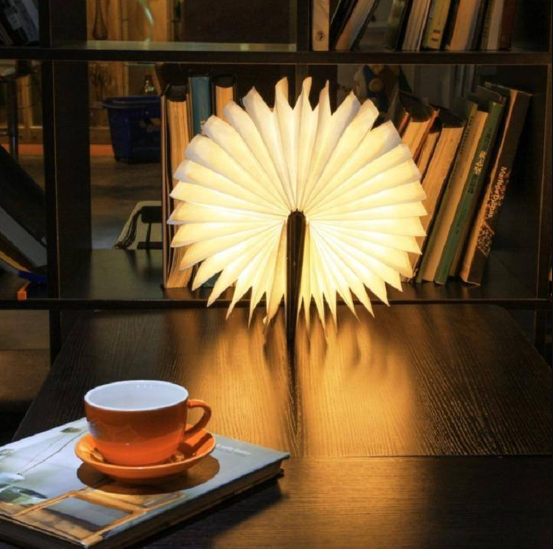 Mini Portable Book Light – Compact Rechargeable LED Reading Lamp